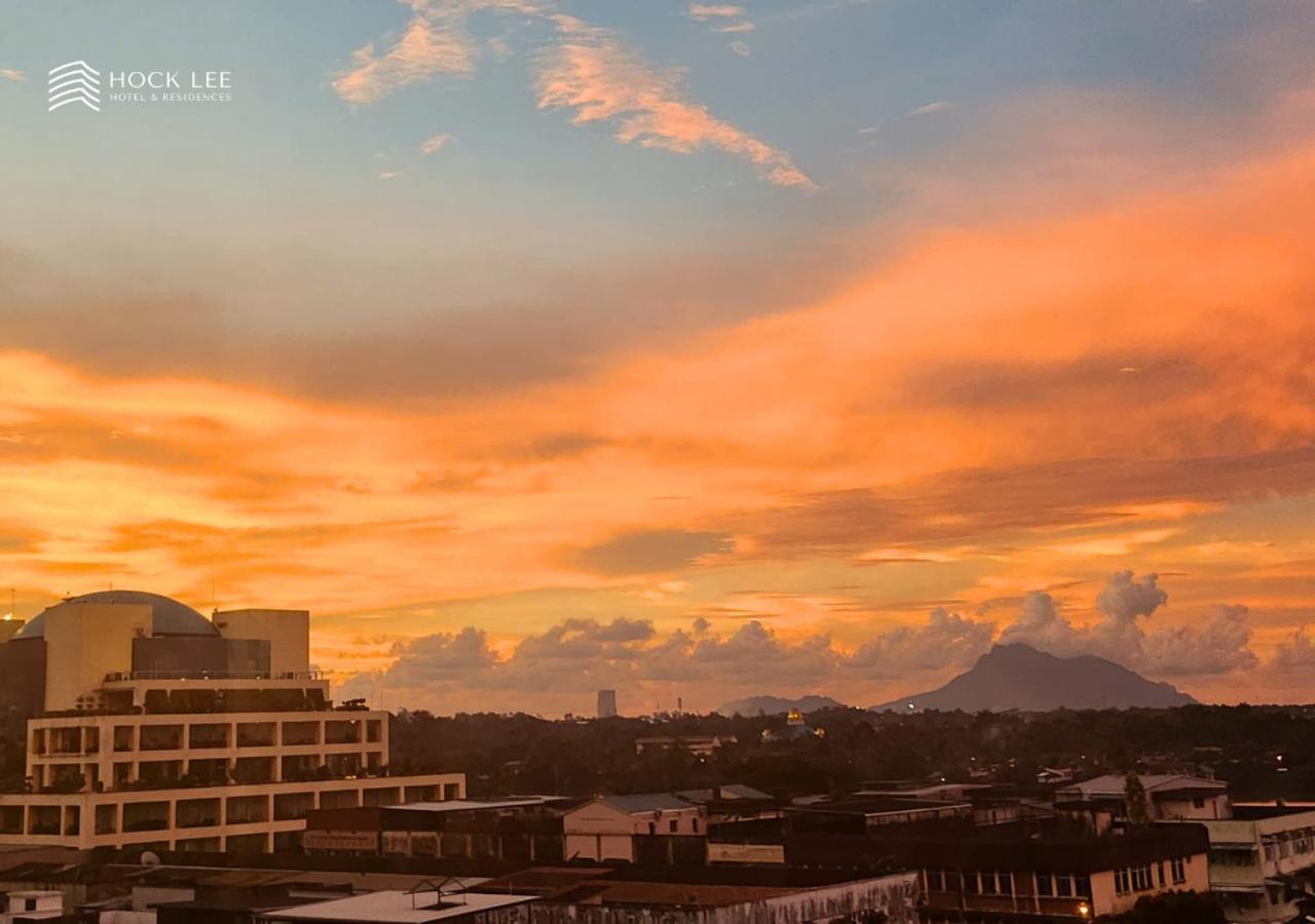 Hock Lee Hotel & Residences Kuching Exteriör bild