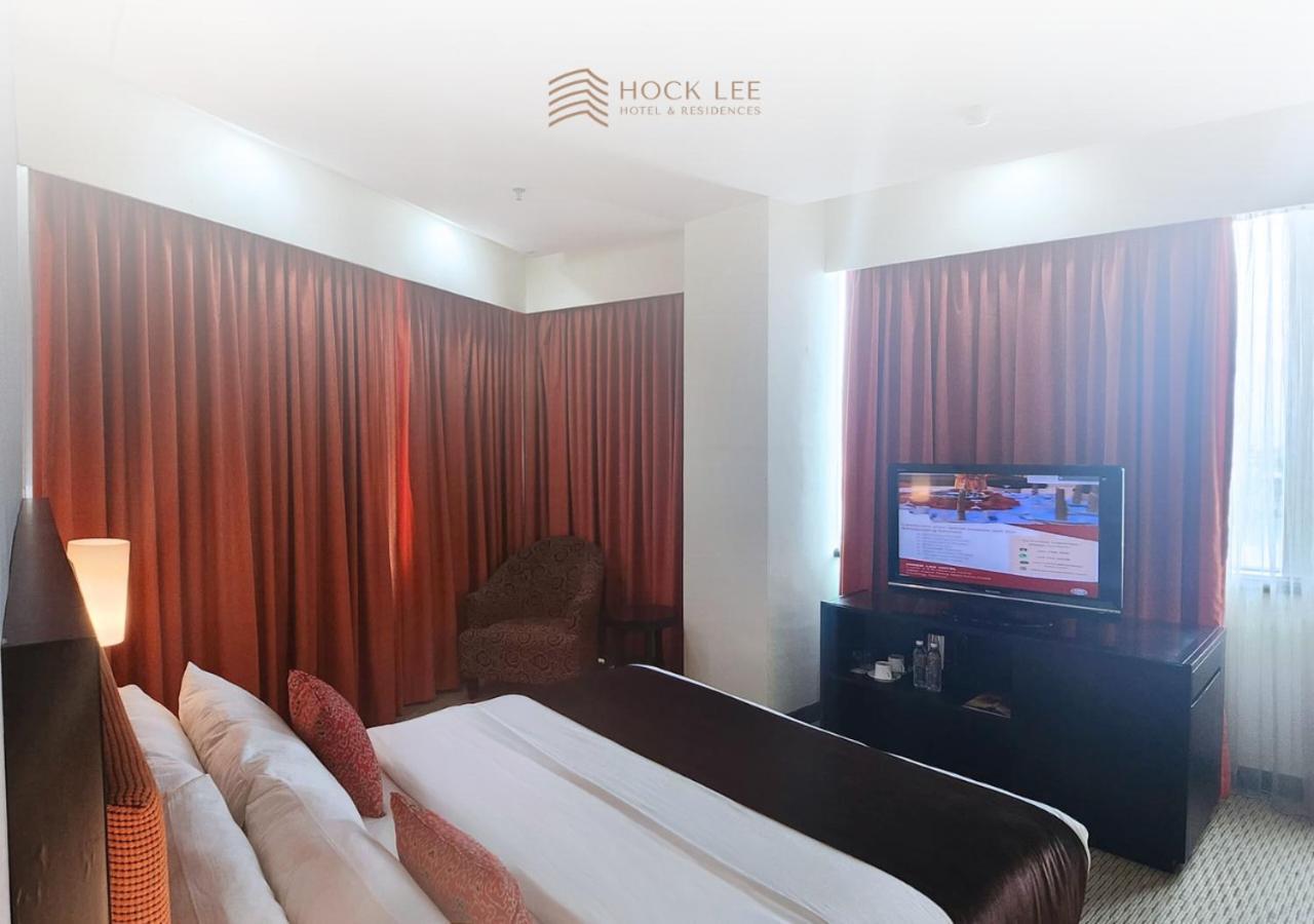 Hock Lee Hotel & Residences Kuching Exteriör bild