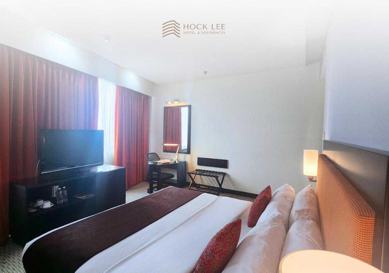 Hock Lee Hotel & Residences Kuching Exteriör bild