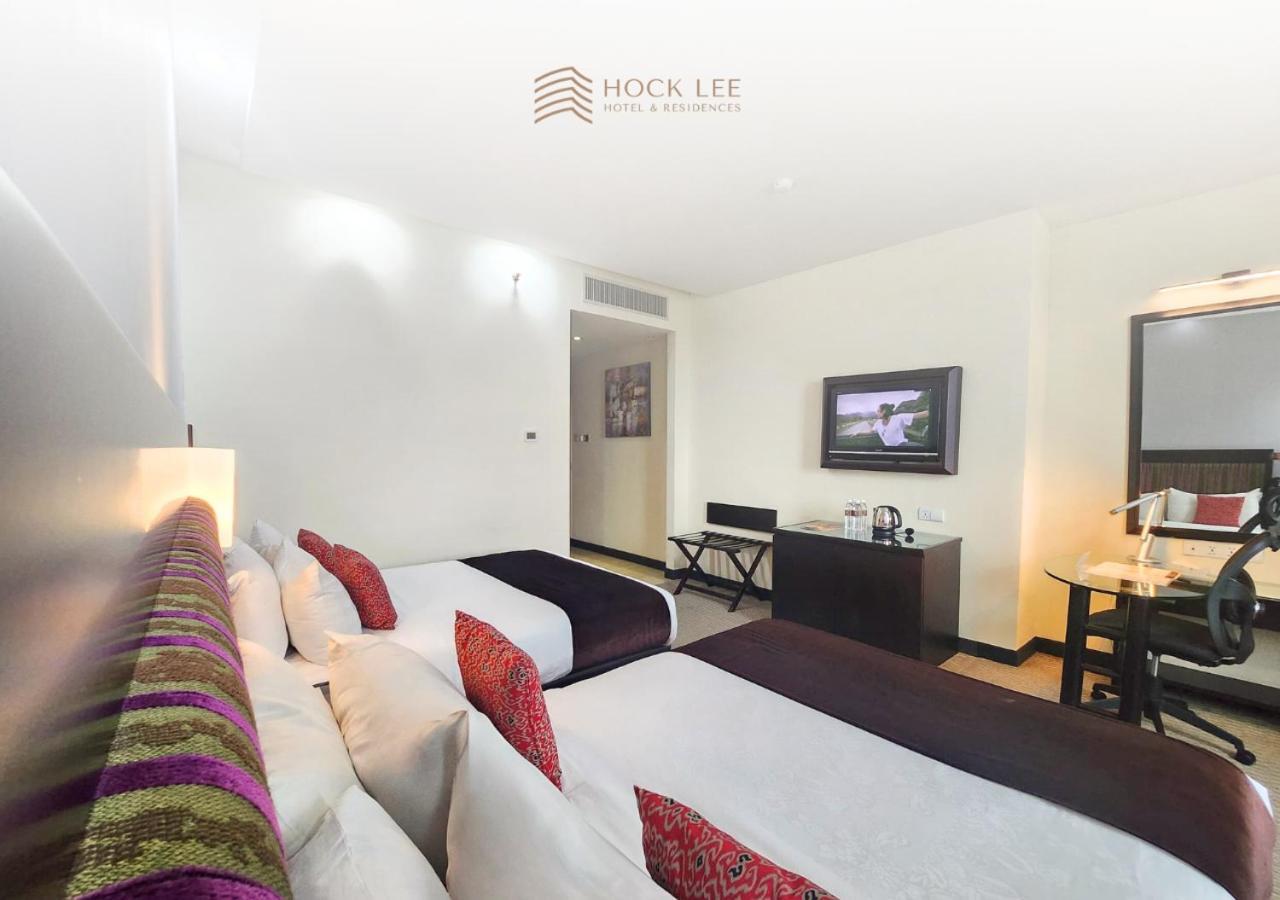 Hock Lee Hotel & Residences Kuching Exteriör bild