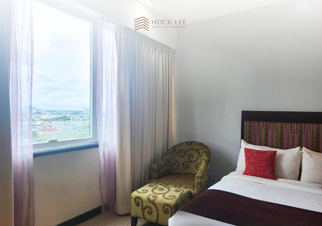 Hock Lee Hotel & Residences Kuching Exteriör bild