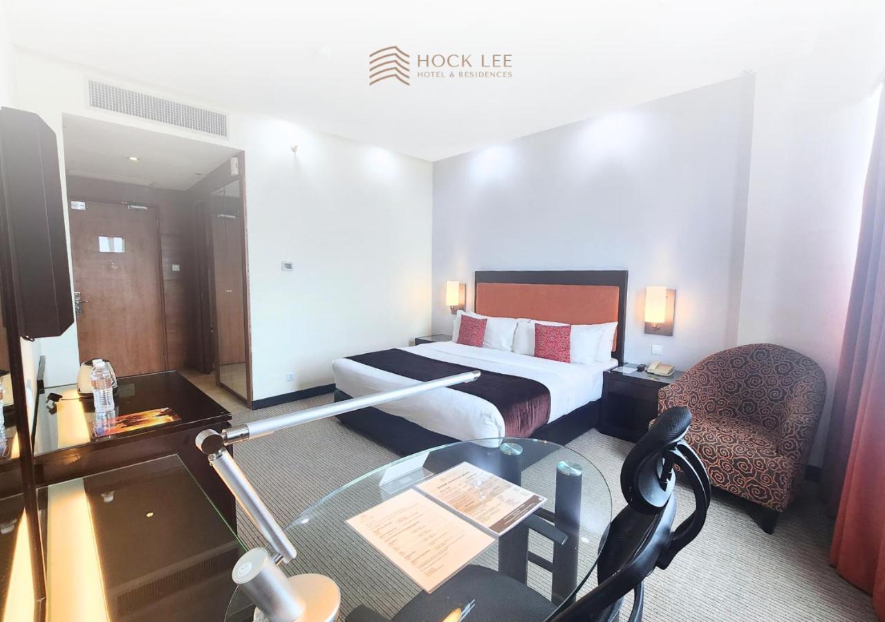 Hock Lee Hotel & Residences Kuching Exteriör bild