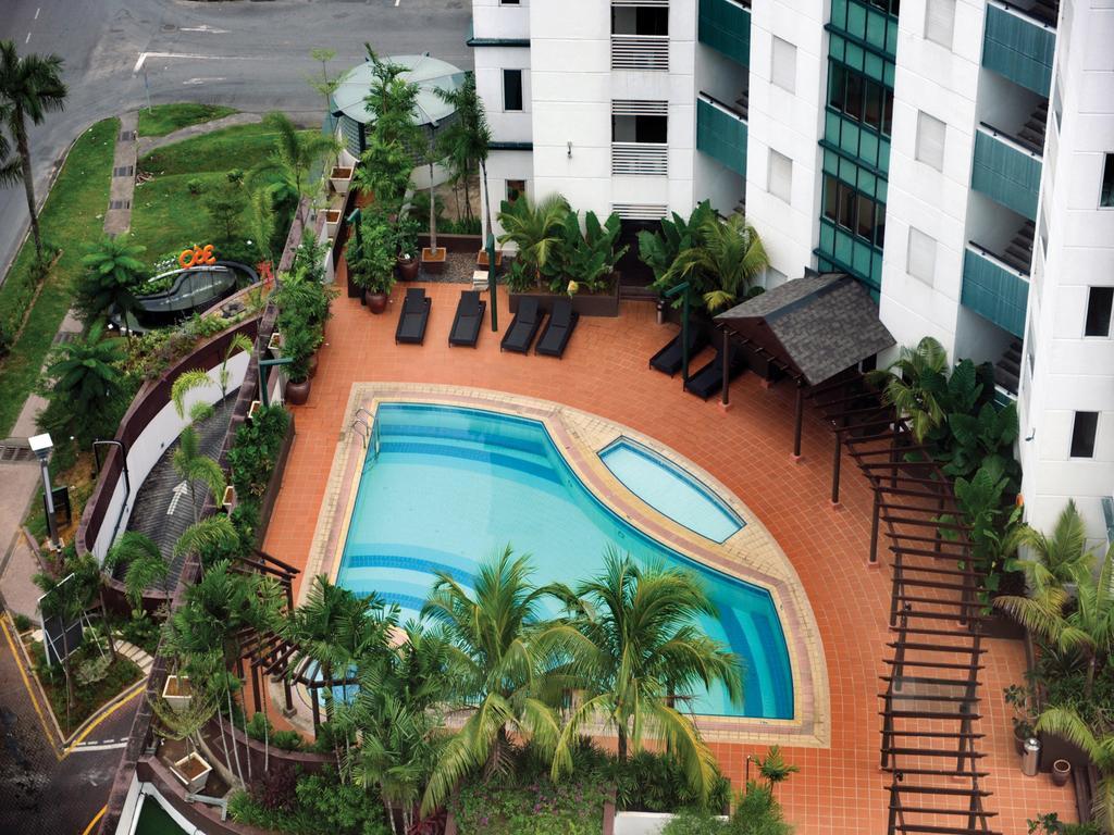 Hock Lee Hotel & Residences Kuching Exteriör bild